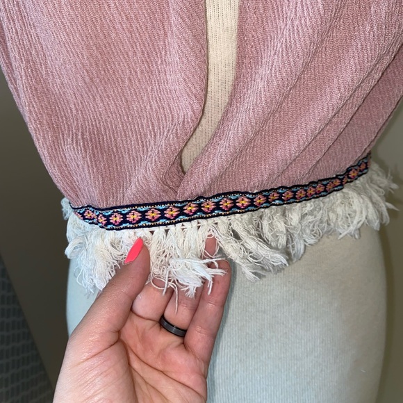 ✨2/$15 Scotty Extra Large Boho Drawstring Croptop - Picture 5 of 8